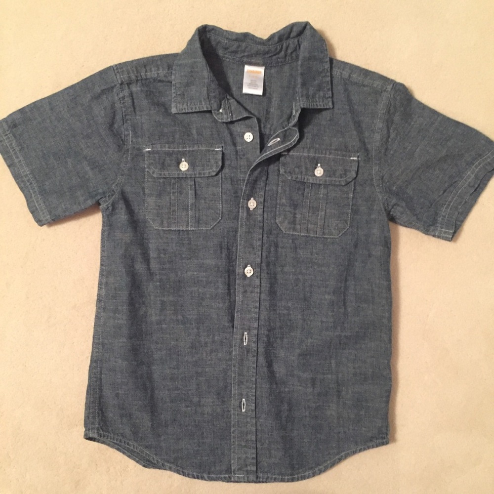 * $6 with $15+ bundle *  Gymboree top size 5-6